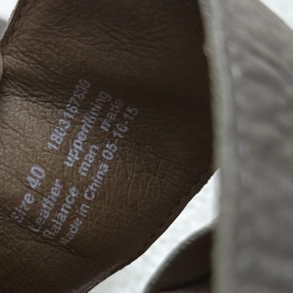 Dansko Ramona Slide Nubuck Tan Taupe Buckle Detail Heeled Sandals - Picture 3 of 10